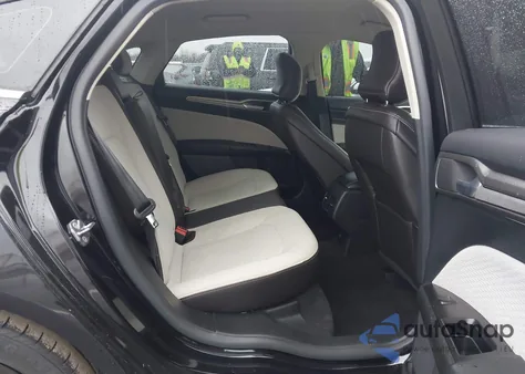 2019 Ford Fusion Se z USA, uszkodzony, nr VIN 3FA6P0HD7KR162374